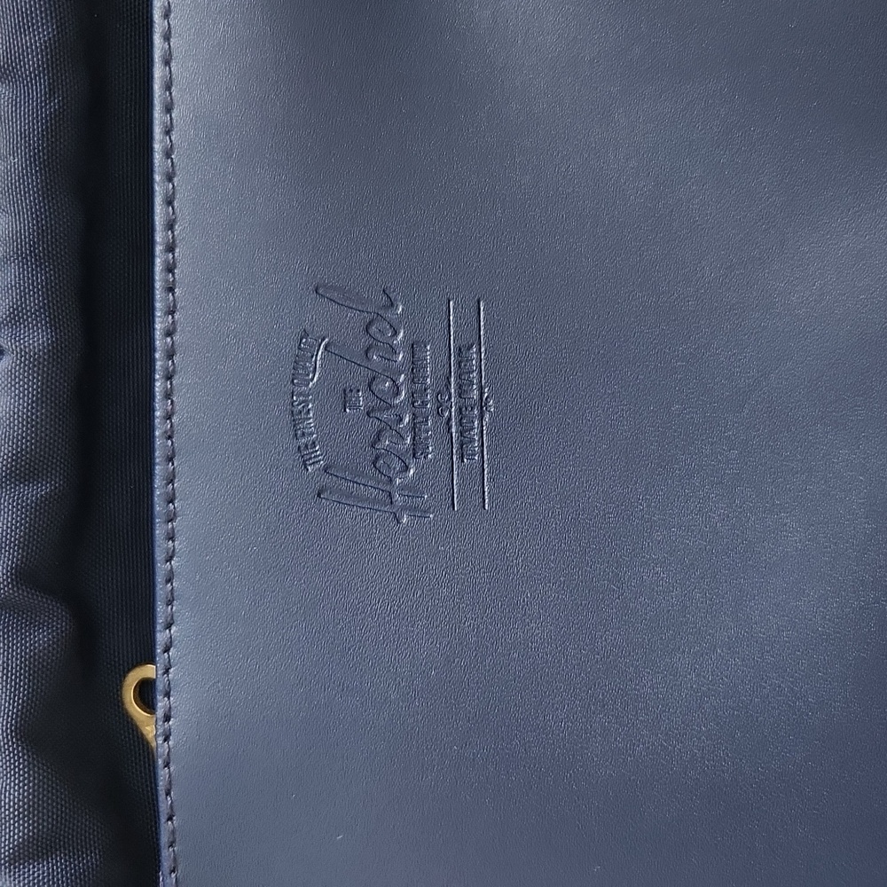Bag - Picture 2 of 6